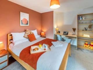La Casa Suites Windsor - Photo 12