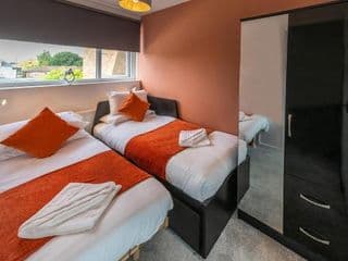 La Casa Suites Windsor - Photo 6