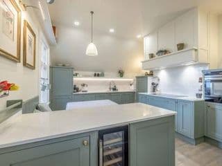 Stylish 2 Bed/2 Bath Flat In The Heart Of Windsor - Photo 9