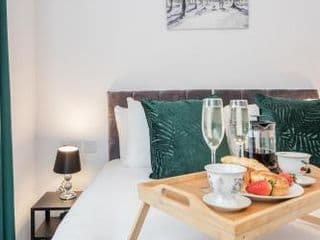 Watford Cassio Luxury - Modernview Serviced Accommodation