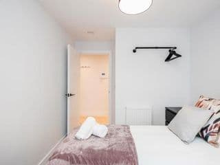Watford Cassio Luxury - Modernview Serviced Accommodation - Photo 12