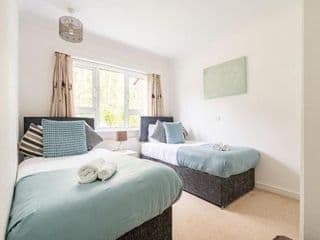Homely Property- Sleeps up to 6 - Photo 21
