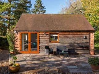 Pass the Keys Rural Retreat in Rowington, Warwickshire - Photo 15