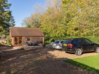 Pass the Keys Rural Retreat in Rowington, Warwickshire - Photo 17