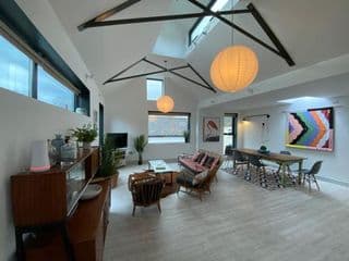 May Road, stylish townhouse