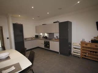 Hendon Place - Photo 2