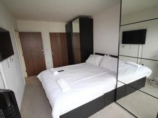 Hendon Place - Photo 15