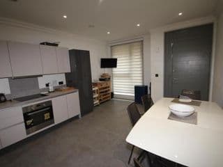 Hendon Place - Photo 3