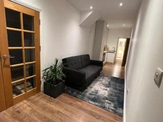Brand New Modern Flat - Photo 5
