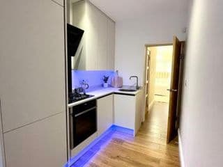 Brand New Modern Flat - Photo 6