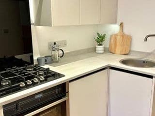 Brand New Modern Flat - Photo 7