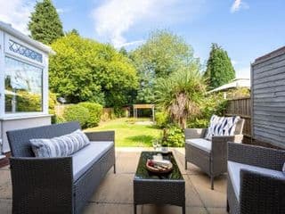 Mulberry House - Luxurious and Modern 4-Bed in Solihull near NEC,JLR, Airport, Resorts World, HS2 - Photo 14