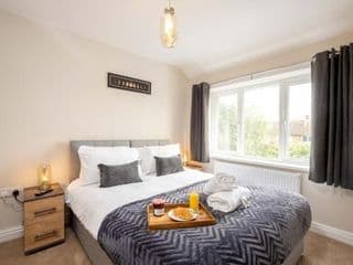 The Oaklands - Luxury spacious 6-bed, near Solihull, Birmingham City, JLR, NEC, Airport, Resorts World, HS2 - Photo 16