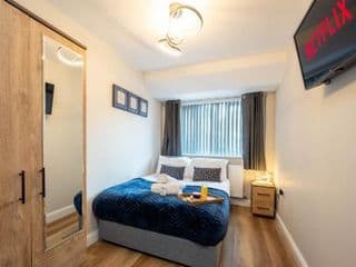 The Oaklands - Luxury spacious 6-bed, near Solihull, Birmingham City, JLR, NEC, Airport, Resorts World, HS2 - Photo 23