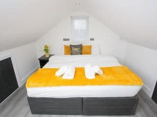 Heathrow Windsor Studios and rooms with free Wifi and Parking - Photo 12