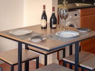 Pass the Keys Stylish Cosy and Central 1 Bed Flat with Parking - Photo 17