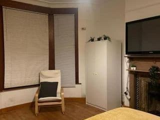 Great Value Bedroom Fern 1 - Photo 4