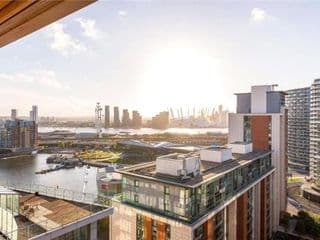 Two Bedroom Apartment - London ExCeL Stays - Photo 6