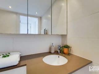 Two Bedroom Apartment - London ExCeL Stays - Photo 9