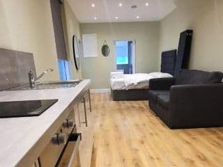 Modern Studio Apartments - Photo 24