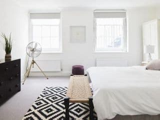 Luxury 1-bedroom apartment in Marylebone - Photo 8