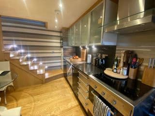 A sun drenched Garden Flat in the heart of Fulham - Photo 6