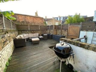 A sun drenched Garden Flat in the heart of Fulham - Photo 9
