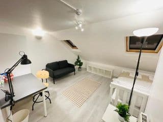 Norman House E11 - Photo 11