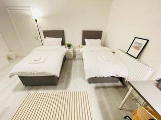 Norman House E11 - Photo 24