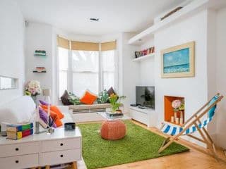 ALTIDO Captivating 2-bed flat in Shepherd's Bush - Photo 2