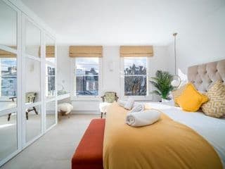 ALTIDO Captivating 2-bed flat in Shepherd's Bush - Photo 14