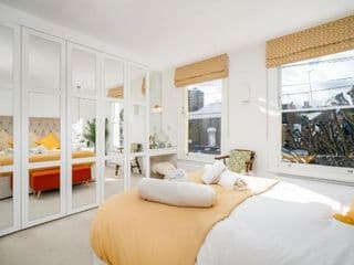 ALTIDO Captivating 2-bed flat in Shepherd's Bush - Photo 16
