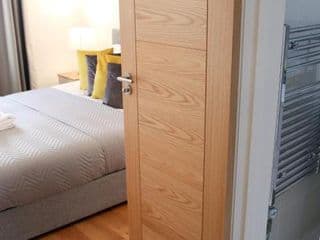 Deluxe and Modern Studio Apartment in Sydenham - Photo 5