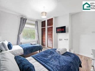 Ezy Property Solution Short Lets & Serviced Accommodation Norbury - Photo 11