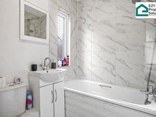 Ezy Property Solution Short Lets & Serviced Accommodation Norbury - Photo 6