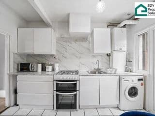 Ezy Property Solution Short Lets & Serviced Accommodation Norbury - Photo 7
