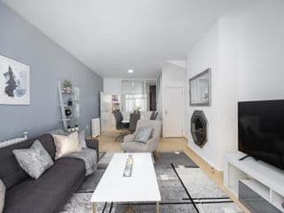 Spacious 4 Bedroom House next to Kensington Palace