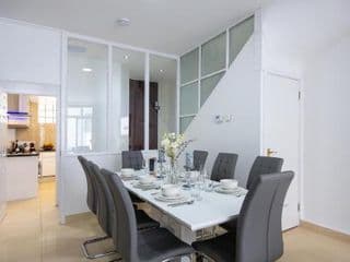 Spacious 4 Bedroom House next to Kensington Palace - Photo 14