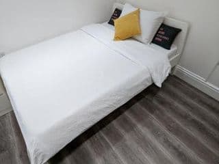 Mile End- Prime location - Photo 13
