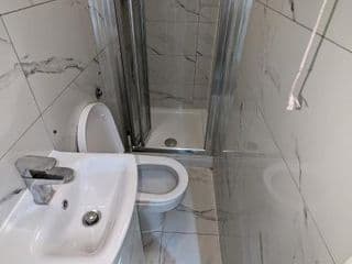 Mile End- Prime location - Photo 14