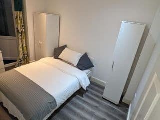 Mile End- Prime location - Photo 15