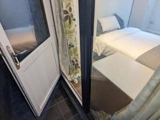 Mile End- Prime location - Photo 4