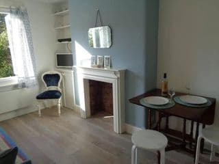 CHARMING ENGLISH STYLE STUDIO FLAT - Photo 14