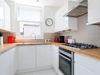 Lovely two bedroom flat with patio in Notting Hill - Photo 4