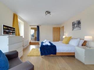 Flourish Apartment - Constant Court - Canary Wharf - Photo 15