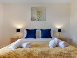 Flourish Apartment - Constant Court - Canary Wharf - Photo 22