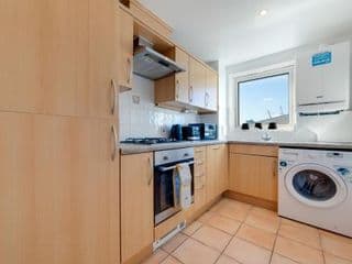 Flourish Apartment - Constant Court - Canary Wharf - Photo 8