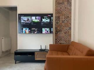 Stunning 4 bedroom house with Garden and Parking