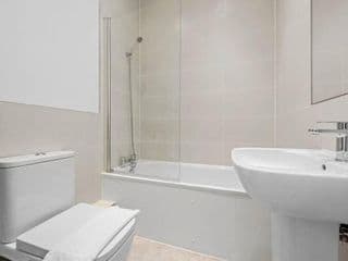 Charming 2 bed apartment Free WiFi close to Camden - Photo 10