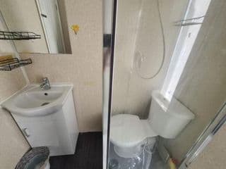 3 BedRoom Flat*5 Min walk to Kings cross. Netflix - Photo 14